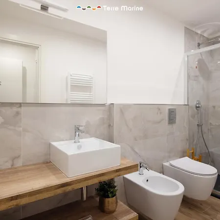 Midtown, Terre Marine Gæstehus